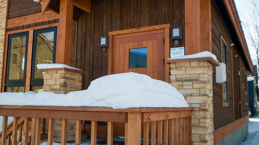 Gouka - Chalet entrance